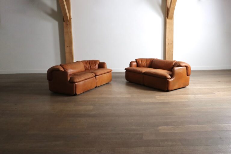Confidential sofa in cognac leather by Alberto Rosselli for Saporiti, Italy 1970s